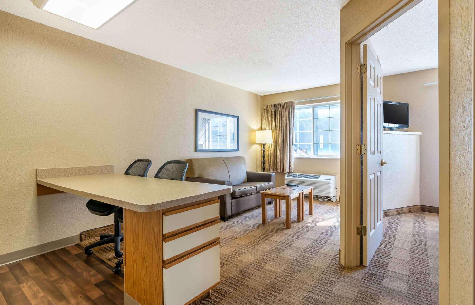 Extended Stay America Suites - Louisville - Alliant Avenue Exteriör bild
